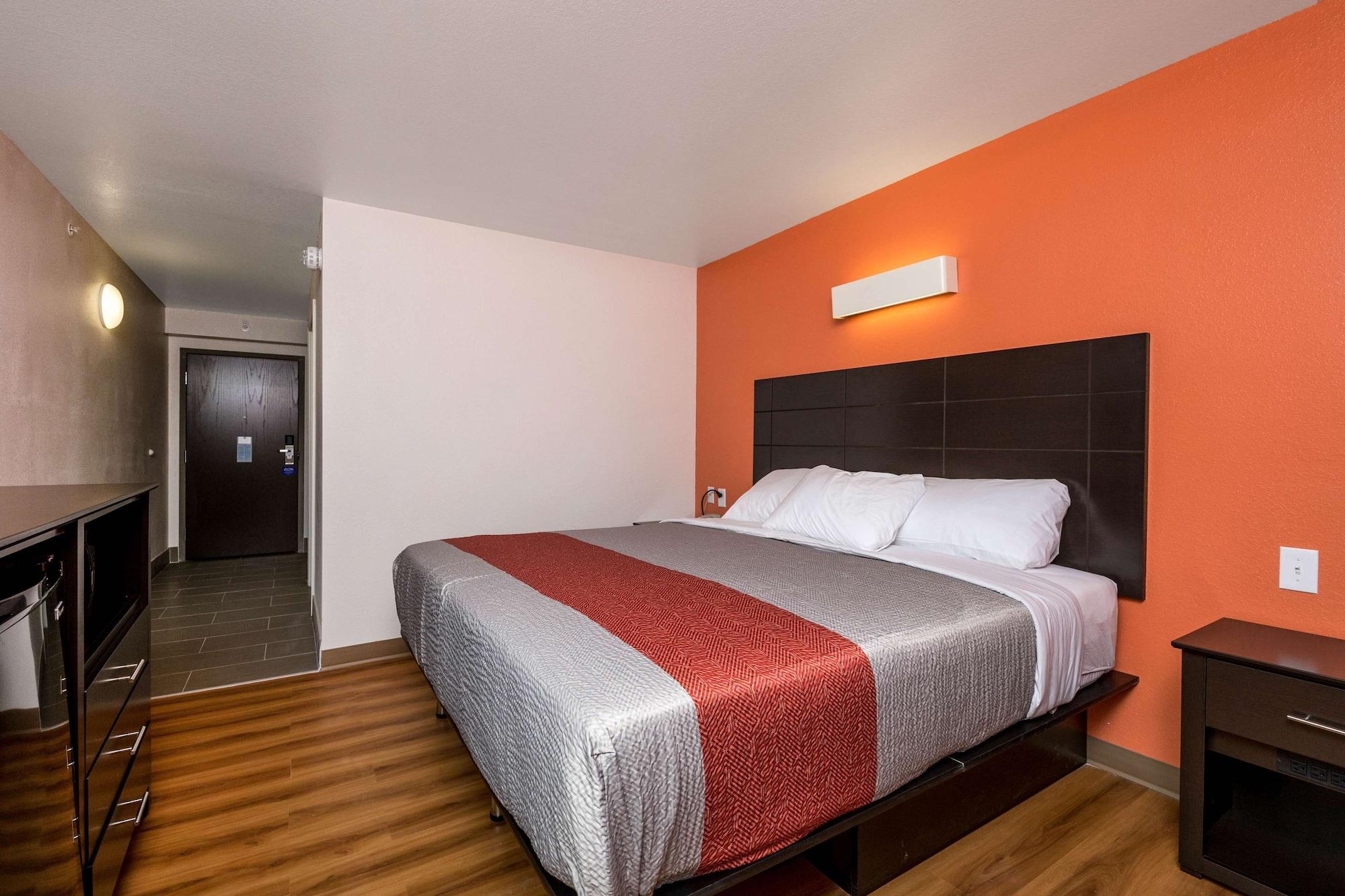 Motel 6 Пеория Екстериор снимка